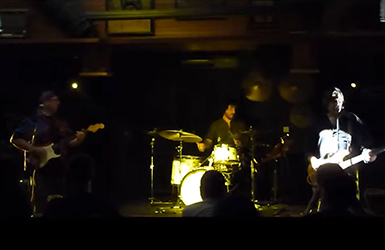 Andrea Braido 2011 09 16 live at Black Horse Pub in Cermenate, Italy picture